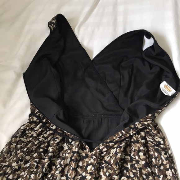 Talbots silk brown/cream/black faux wrap fit n flare sleeveless dress EUC - Picture 6 of 10